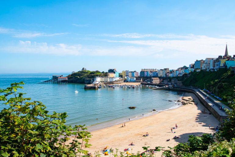 greatlittlebreaks-blog-coastal-best-beaches-in-wales-tenby-north