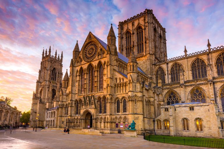 greatlittlebreaks-blog-landmarks-to-visit-in-the-uk-york-minster